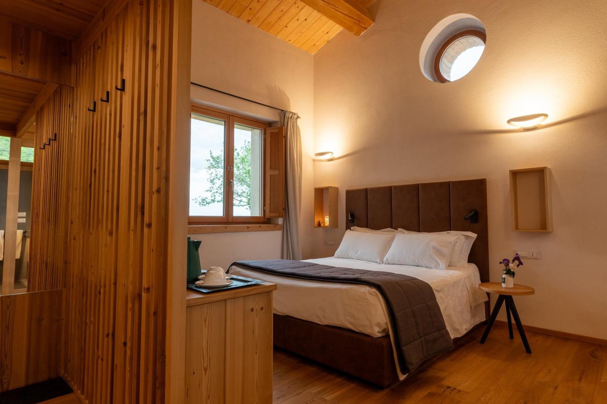 Aura Relais Hotel Urbino Exterior photo
