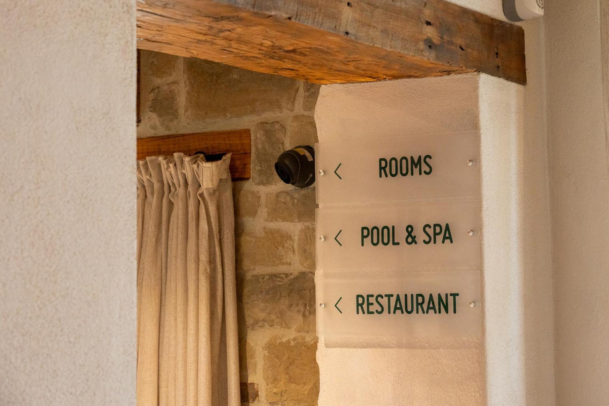 Aura Relais Hotel Urbino Exterior photo